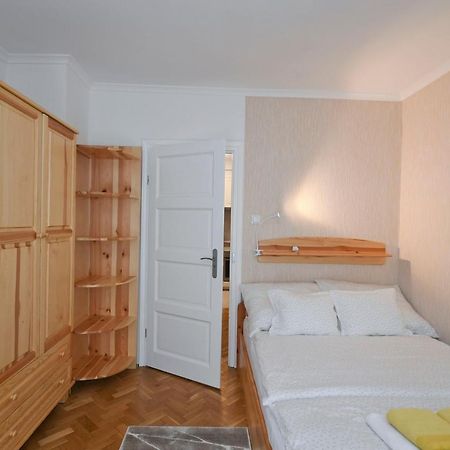 Vicente'S Apartment Eger Luaran gambar
